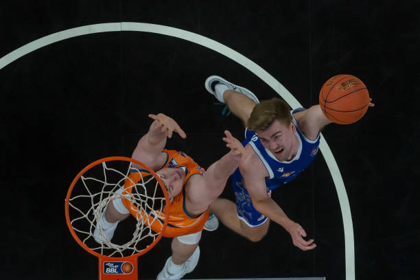 目前中国男 目前中国男